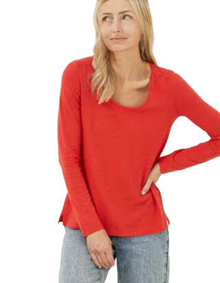 Women's Long Sleeve Persia T-Shirt in red (IMPERFECT)