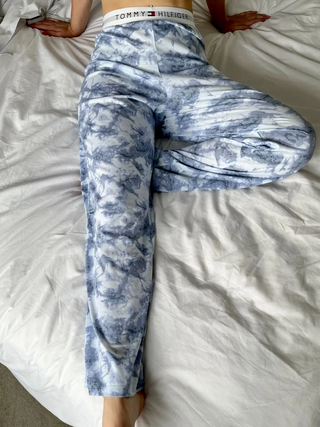 Women's 100% Cotton Pyjama Pants In Tie Die Palest Blue